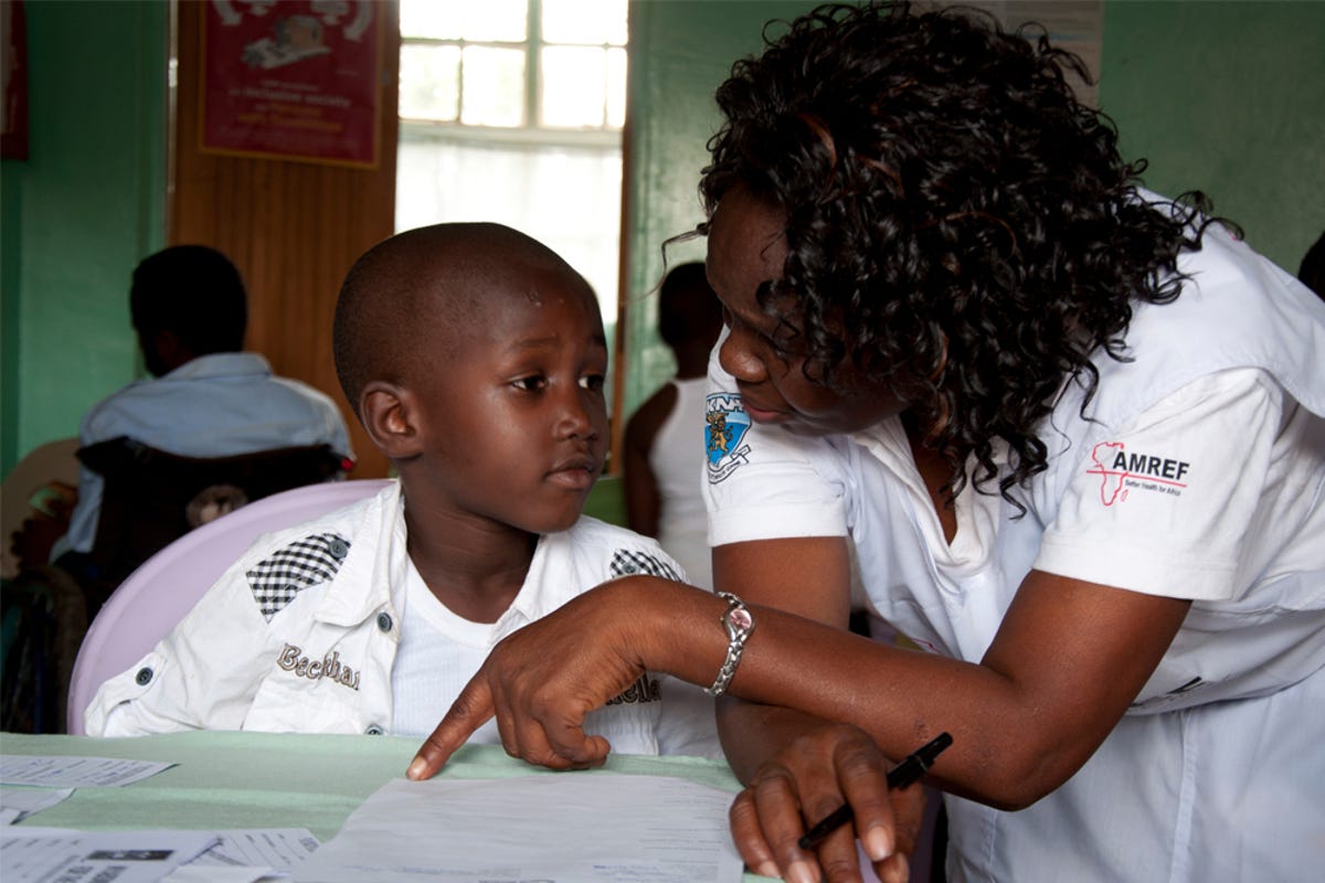 Slideshow-Amref-Emergency-healthcare-for-mothers-and-children-03.jpg
