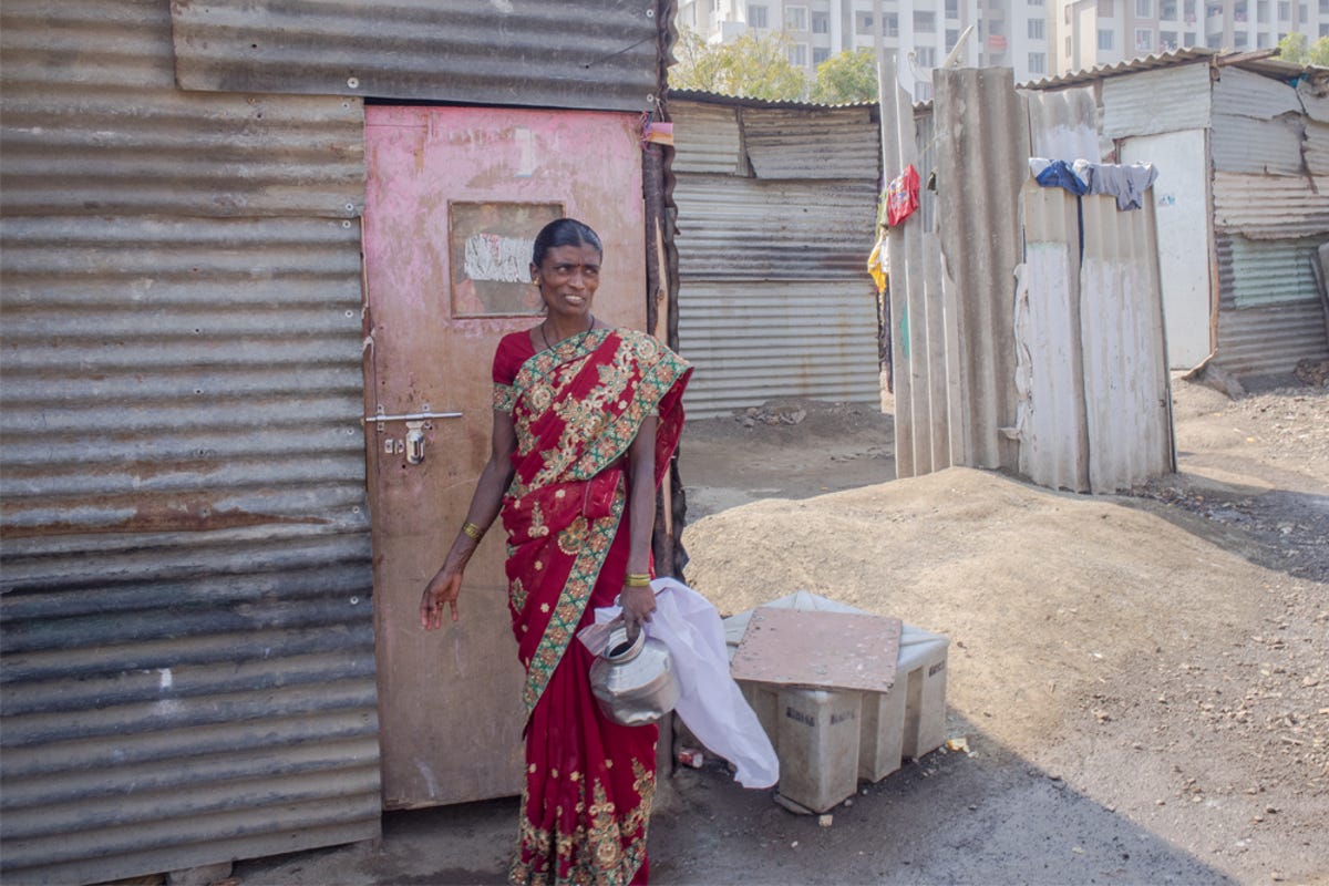 Slideshow-Acumen-Market-based-innovation-to-serve-the-poor-03.jpg