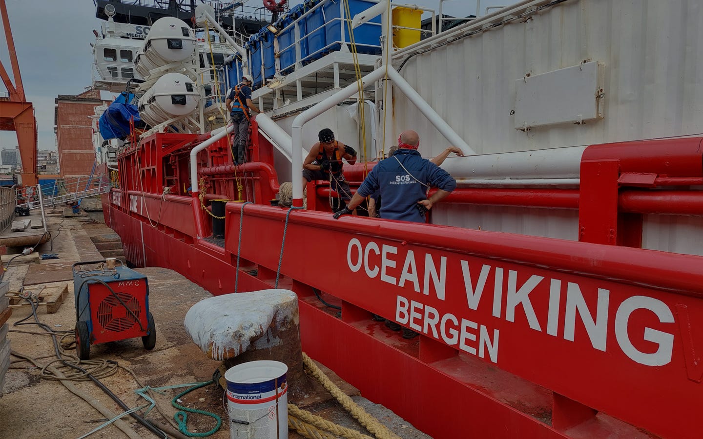 Header-desk-SOS-Mediterranee-Saving-lives-at-sea-01.jpg