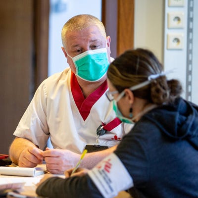 Header-card-MSF-COVID-19-in-Europe-01.jpg