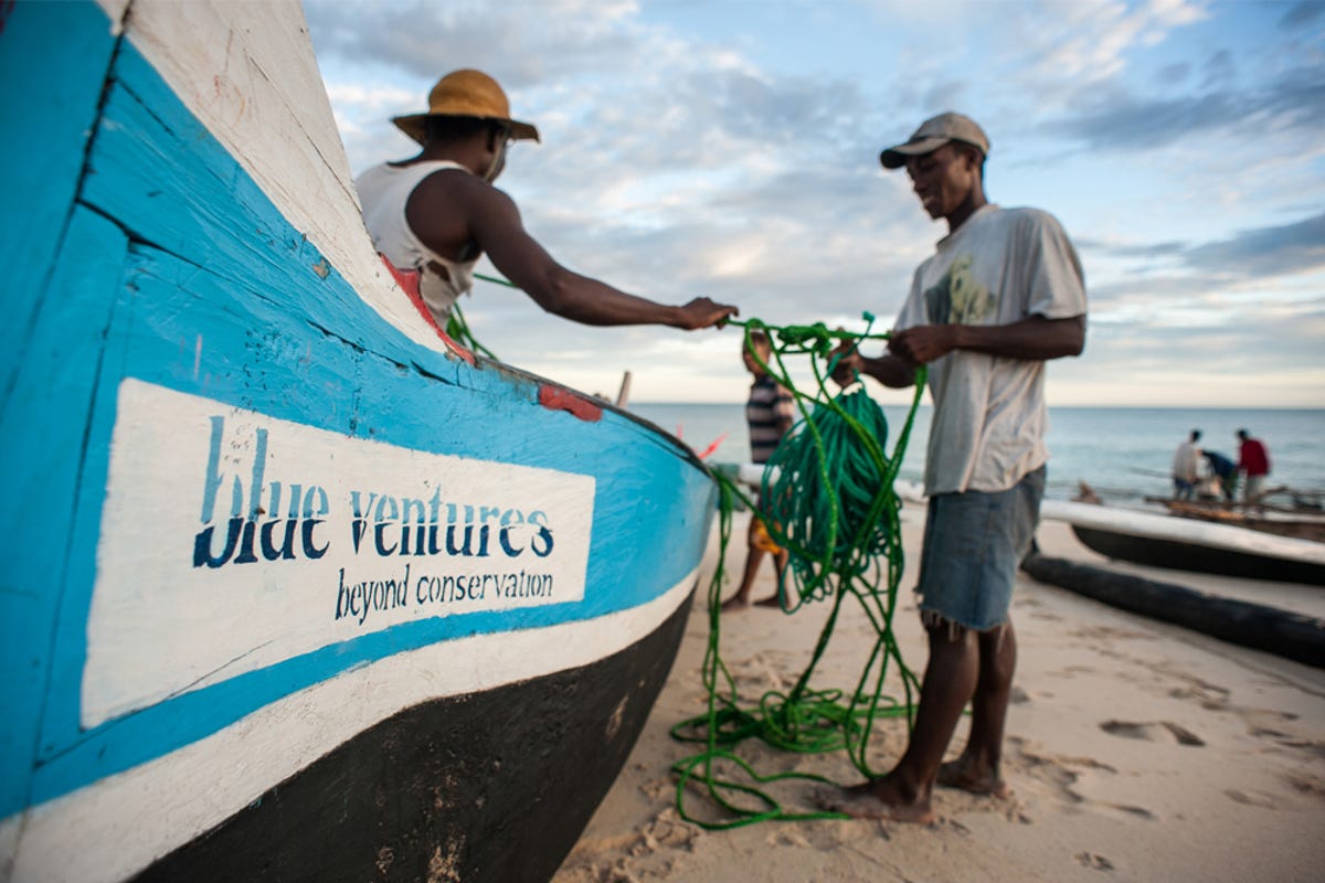 Slideshow-Blue-Ventures-Restoring-coastal-fisheries-04.jpg