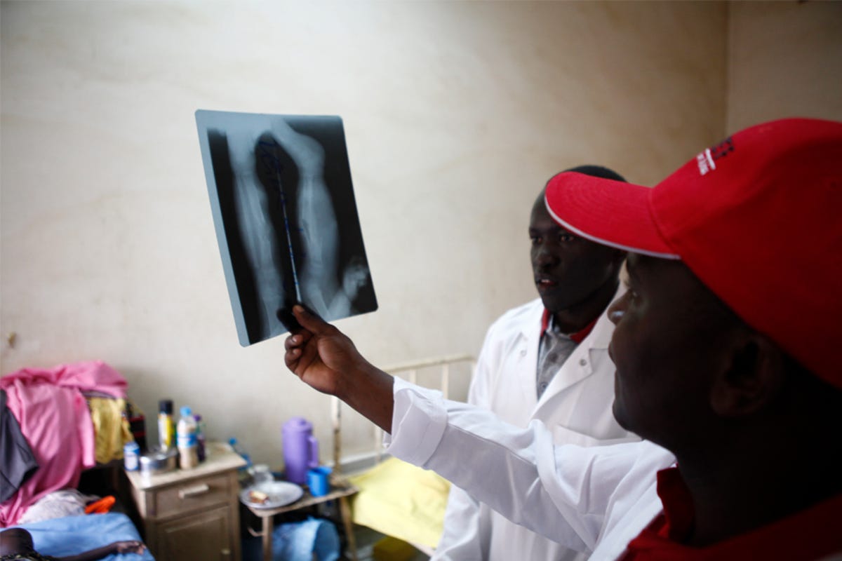 Slideshow-Amref-Emergency-healthcare-for-mothers-and-children-06.jpg