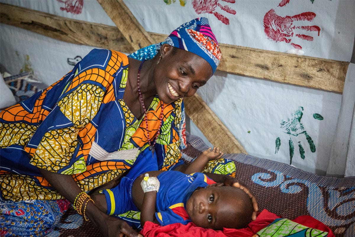 Slideshow-MSF-Essential-care-07.jpg
