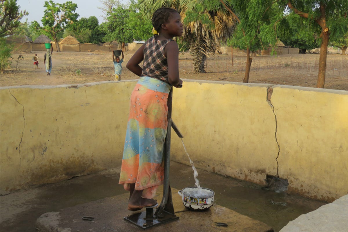 Slideshow-CARE-Haiti-Find-a-home-rebuild-a-life-04.jpg